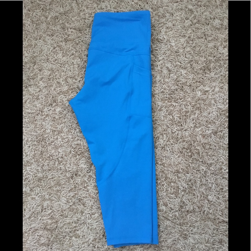 Zyia Crop Leggings